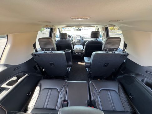 Used 2020 Ford Expedition Max 4WD Platinum image 17