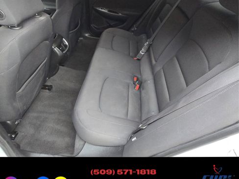 Used 2020 Chevrolet Malibu LT image 15