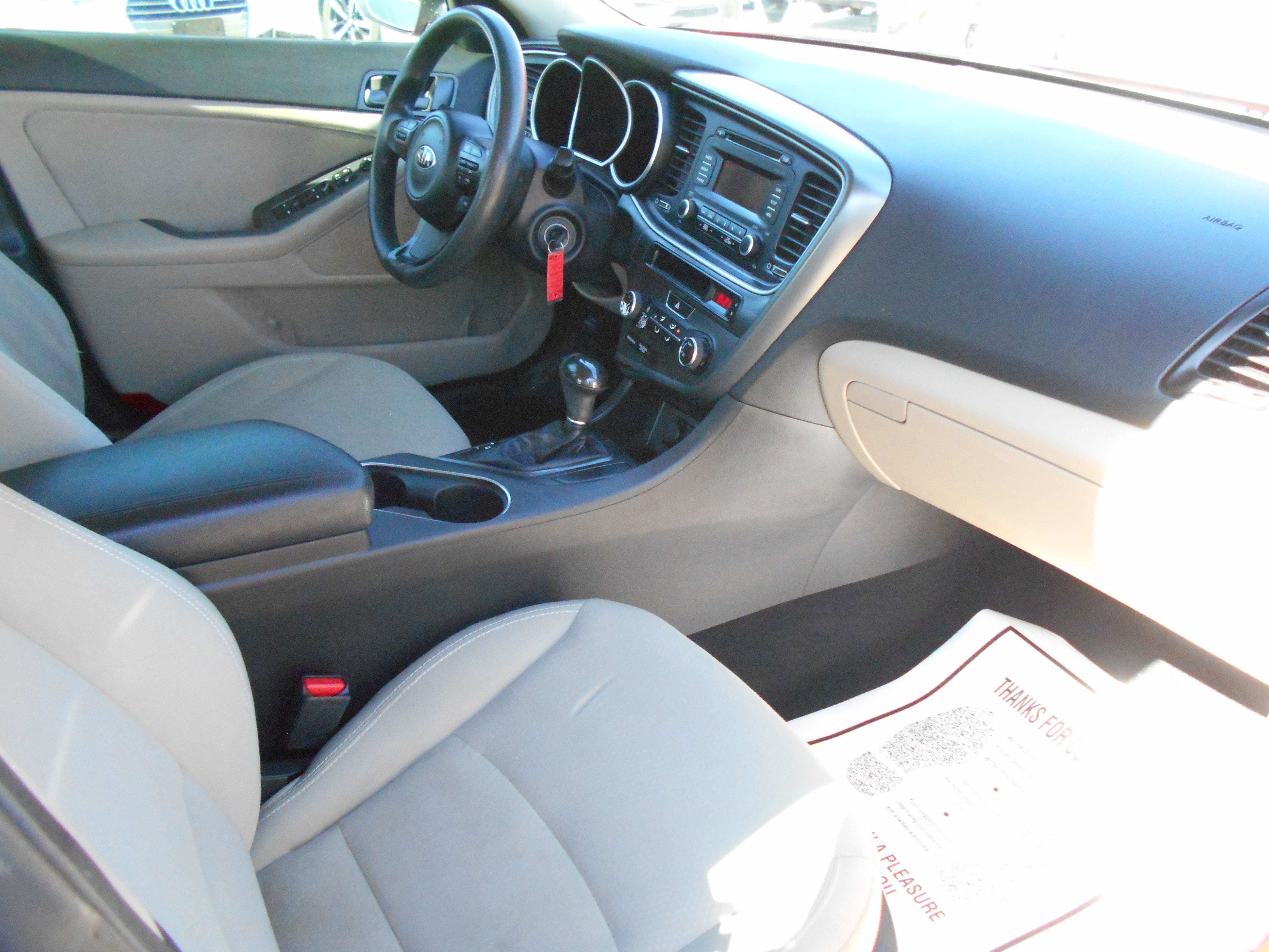 Used 2015 Kia Optima LX FWD image 9