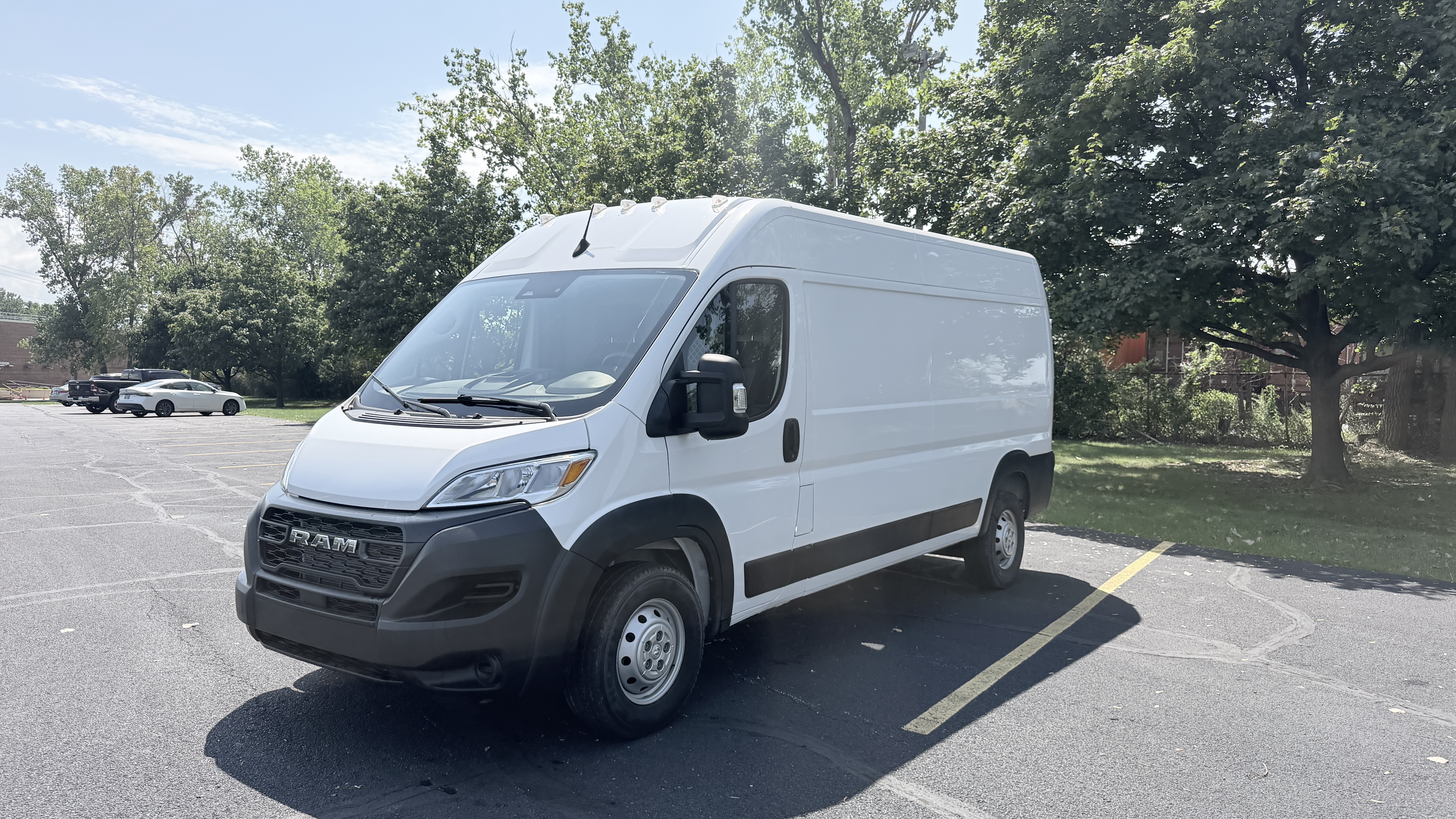 Used 2023 RAM ProMaster 2500 159 High Roof FWD image 1