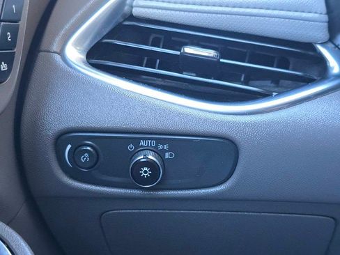 Used 2016 Chevrolet Malibu Premier image 14