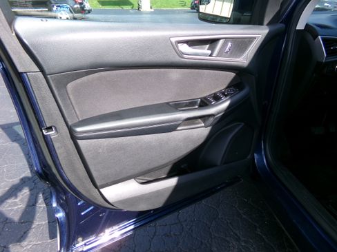 Used 2017 Ford Edge AWD SEL image 16