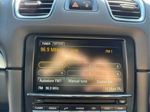 Used 2015 Porsche Boxster S image 26