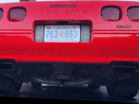 Used 1995 Chevrolet Corvette Premium Cpe w/ 3LT image 9