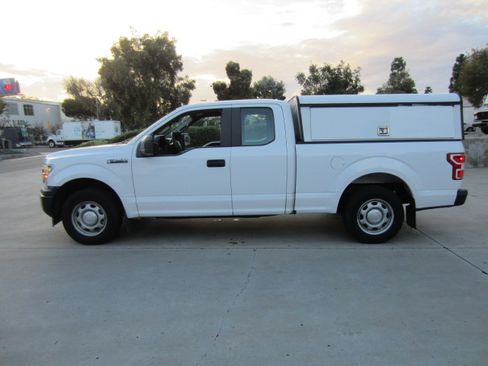 Used 2018 Ford F150 XL image 2