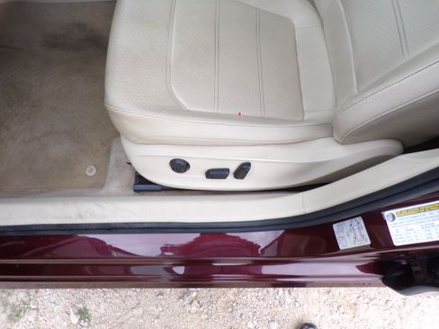 Used 2014 Volkswagen Passat 2.5 SE image 11