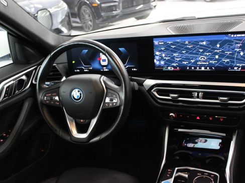 Used 2024 BMW i4 eDrive40 image 43