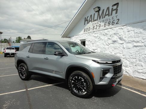 New 2026 Chevrolet Traverse Z71 image 7