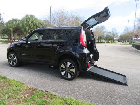 Used 2016 Kia Soul ! image 31