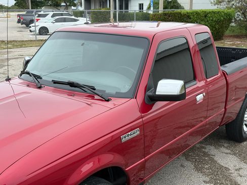 Used 2010 Ford Ranger XLT image 20