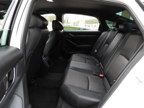 Used 2020 Honda Accord Sport image 35