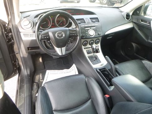 Used 2010 MAZDA MAZDA3 s Grand Touring Hatchback FWD image 18