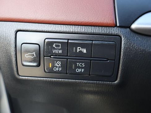 Used 2019 MAZDA CX-9 Signature image 30