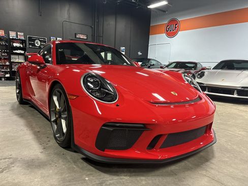 Used 2018 Porsche 911 GT3 RWD image 18