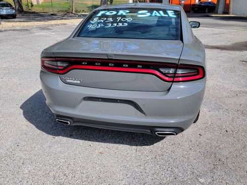 Used 2010 Dodge Charger SXT image 7