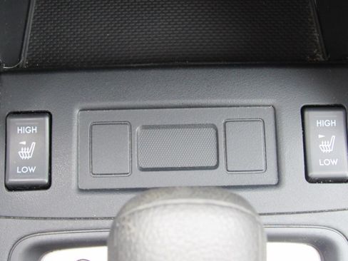 Used 2016 Subaru Forester 2.5i Premium AWD/4WD image 24