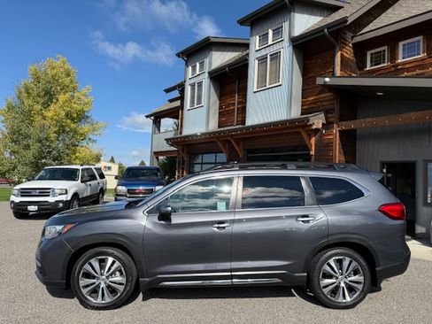 Used 2020 Subaru Ascent Touring image 2