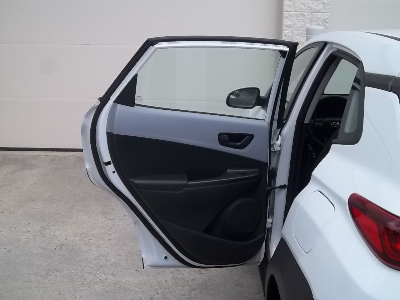 Used 2021 Hyundai Kona AWD SE image 18