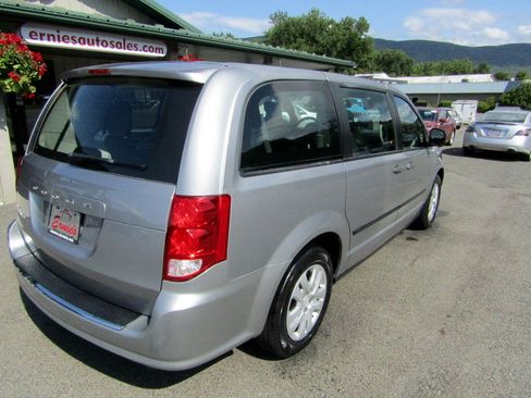 Used 2014 Dodge Grand Caravan American Value Package FWD image 8