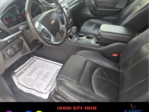 Used 2016 Chevrolet Traverse LT image 17