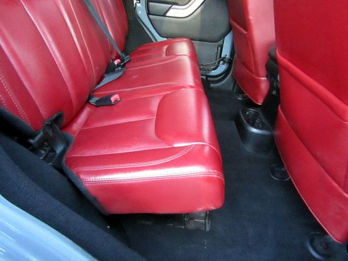 Used 2013 Jeep Wrangler Rubicon image 16