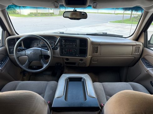 Used 2004 Chevrolet Silverado 2500 LS RWD image 15