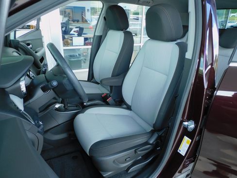 Used 2020 Chevrolet Trax FWD LT w/ 1LT image 14