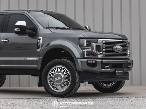 Used 2021 Ford F450 Platinum image 19
