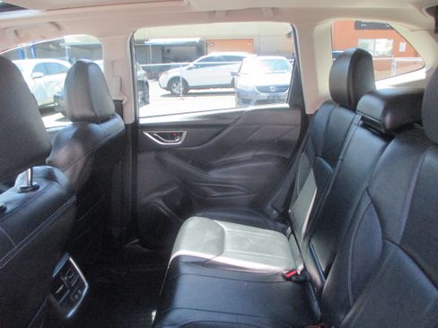 Used 2021 Subaru Forester Limited AWD/4WD image 13