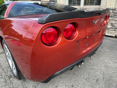 Used 2006 Chevrolet Corvette Coupe RWD image 8