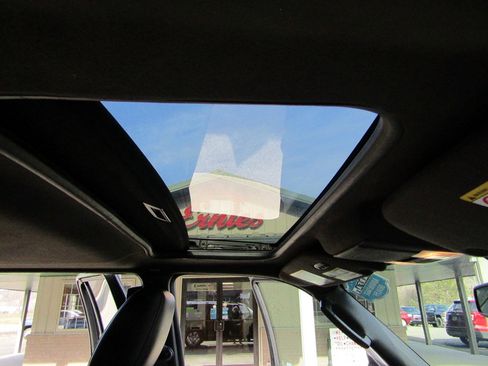 Used 2014 Ford Expedition EL Limited image 29