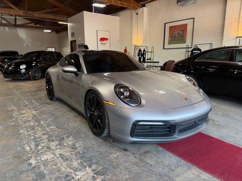 Used 2021 Porsche 911 Carrera Coupe 2D RWD image 7