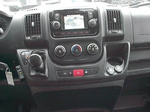 Used 2018 RAM ProMaster 2500 image 13