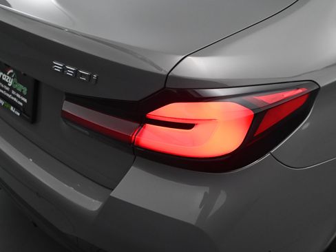 Used 2022 BMW 530i xDrive image 15