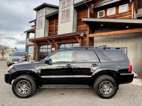 Used 2006 Toyota 4Runner SR5 image 4