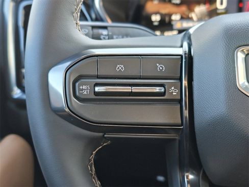 New 2026 GMC Canyon AT4 image 16