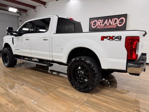 Used 2018 Ford F250 Lariat image 10
