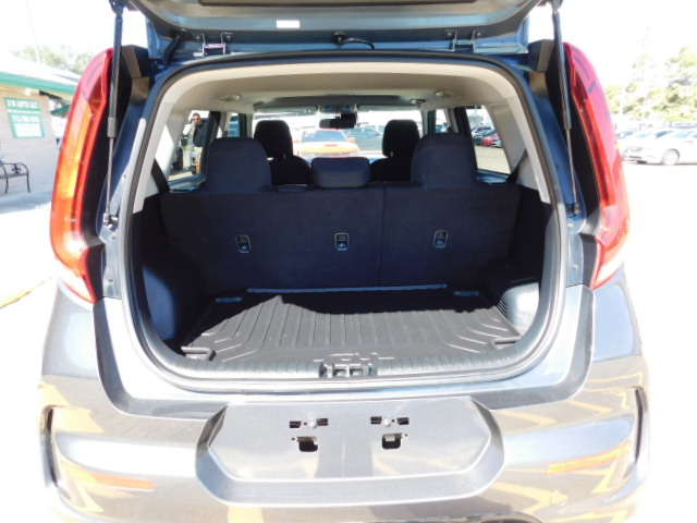 Used 2021 Kia Soul GT-Line FWD image 7