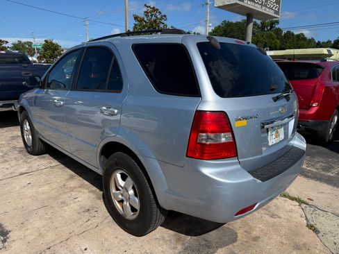 Used 2008 Kia Sorento 4WD image 4