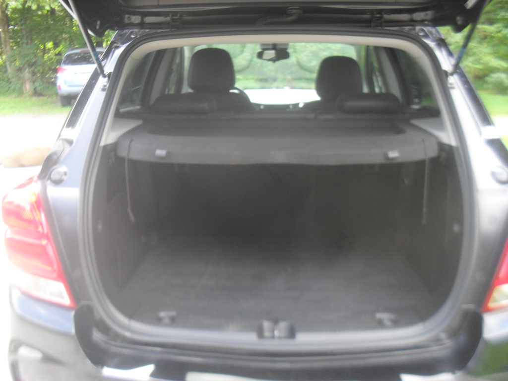 Used 2019 Chevrolet Trax AWD LT w/ 1LT image 9