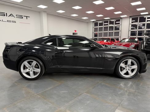 Used 2012 Chevrolet Camaro SS image 3