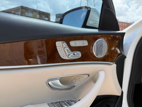 Used 2019 Mercedes-Benz E 450 image 26