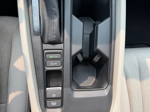 Used 2023 Honda Accord EX image 10