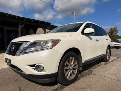 Used 2015 Nissan Pathfinder SL
