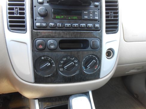 Used 2006 Mercury Mariner Convenience image 14
