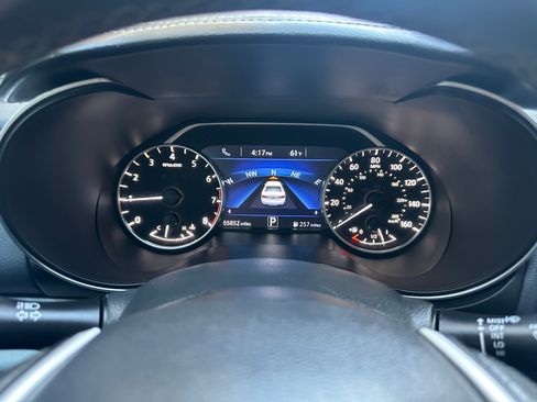 Used 2016 Nissan Maxima SR FWD image 13