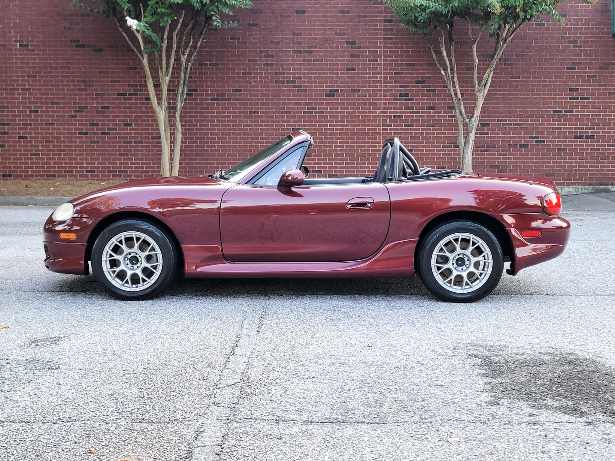 Used 2003 MAZDA MX-5 Miata UNAVAIL RWD image 1