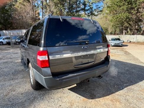 Used 2017 Ford Expedition EL XL image 6