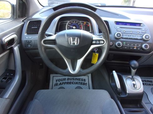 Used 2011 Honda Civic LX image 7