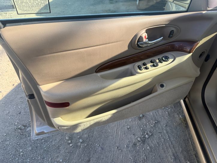 Used 2005 Buick Le Sabre Custom FWD image 4